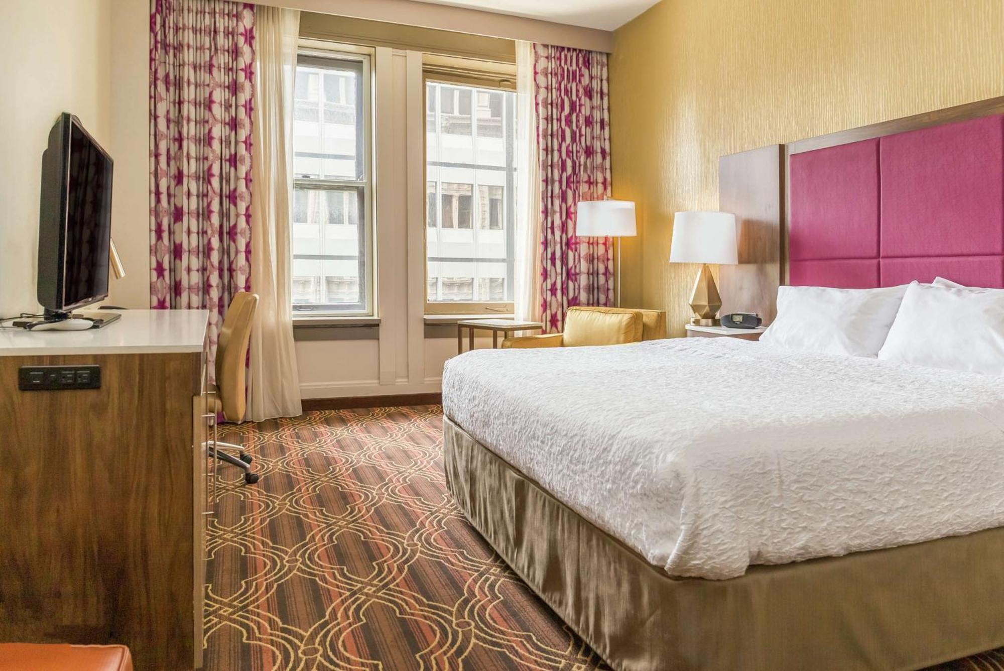 Hampton Inn Majestic Chicago Theatre District Экстерьер фото