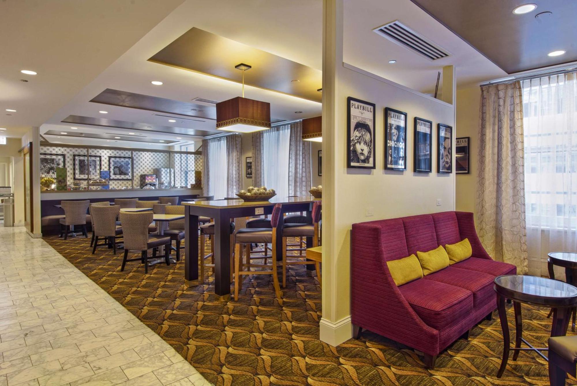 Hampton Inn Majestic Chicago Theatre District Экстерьер фото